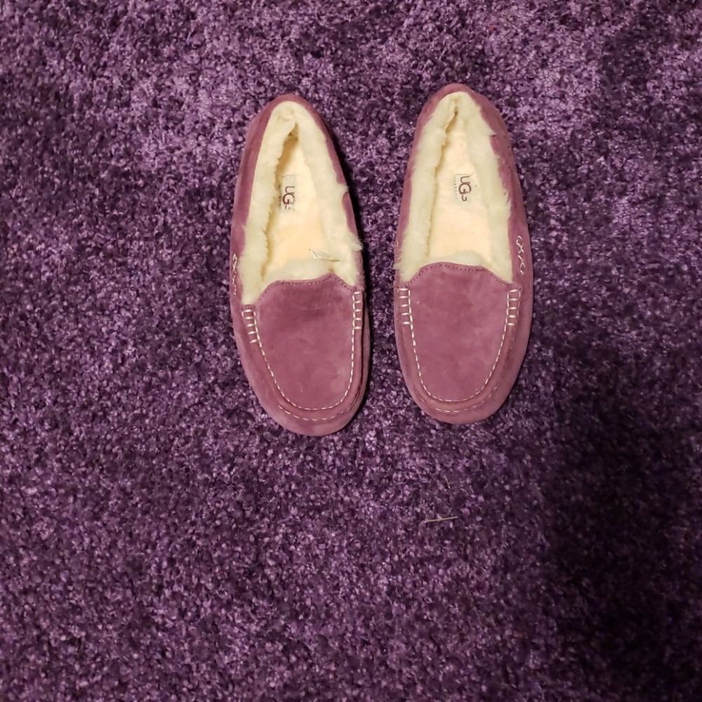 UGG loafers/flats